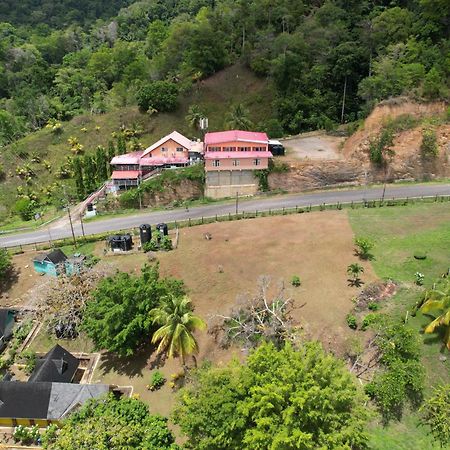 Las Cuevas Beach Lodge Екстериор снимка